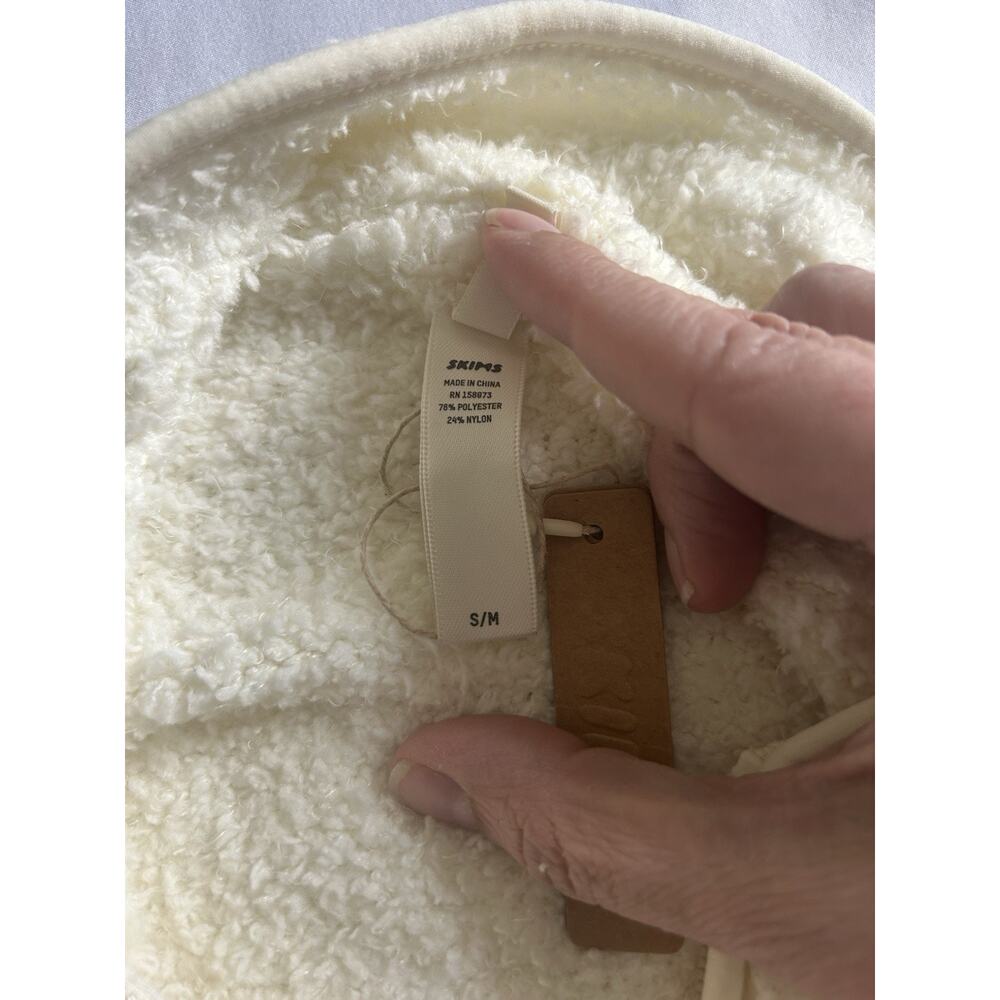 Skims Teddy Cropped Full Zip Fleece Jacket Womens Size S/M Ivory Comfort NWT - Picture 5 of 8